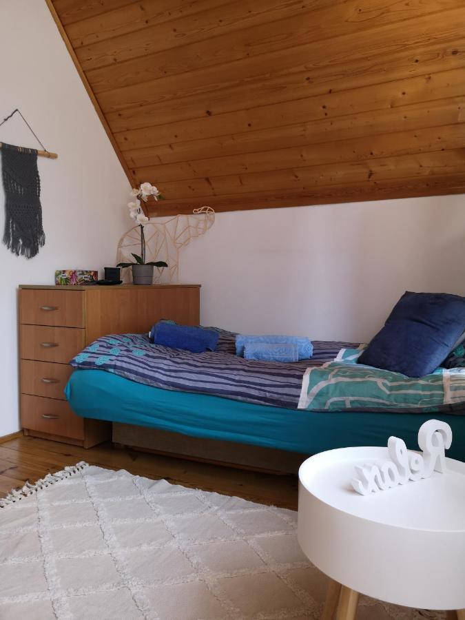 Вилла A Summer House Zarabie Domek Letniskowy Zarabie Мысленице Экстерьер фото