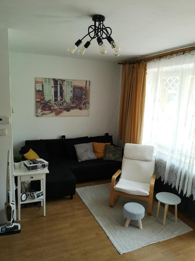Вилла A Summer House Zarabie Domek Letniskowy Zarabie Мысленице Экстерьер фото